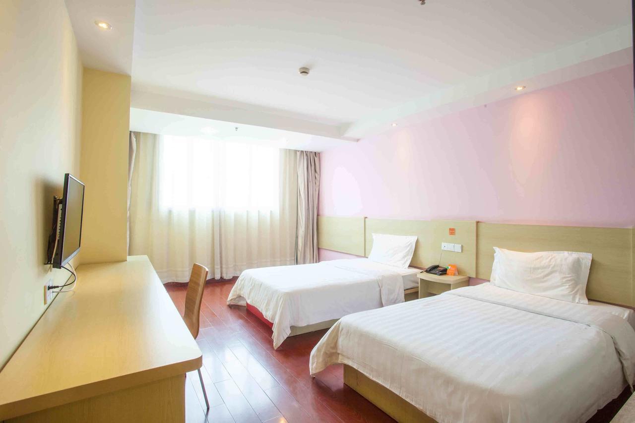 7Days Inn Wuhan Airport Panlong City Bagian luar foto